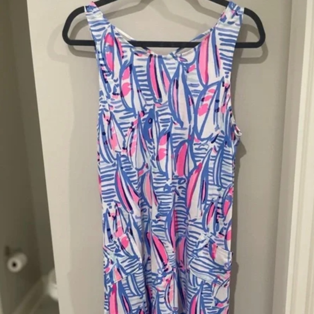 Lilly Pulitzer Kristen flounce, red right return